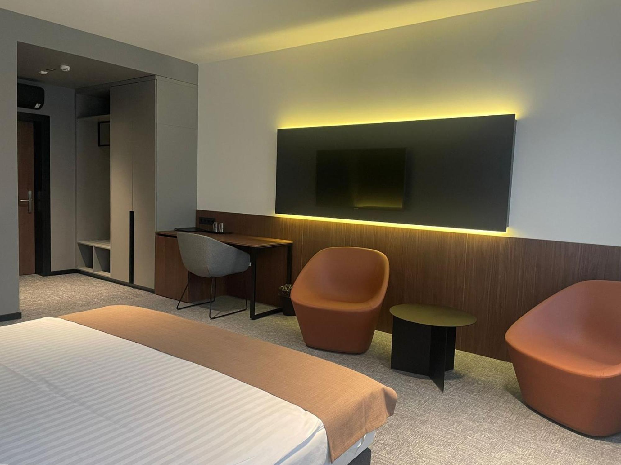 Pan Tadeusz Hotel Vilnius Ngoại thất bức ảnh