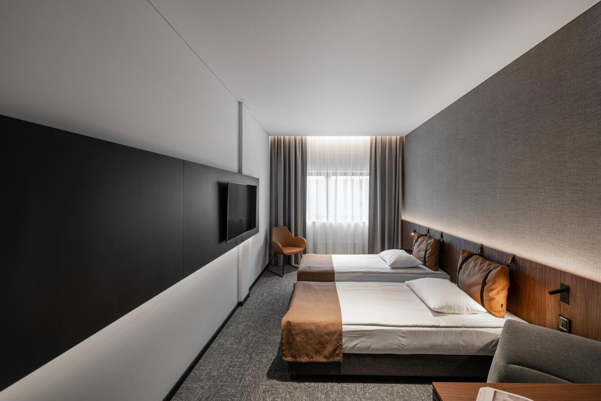 Pan Tadeusz Hotel Vilnius Ngoại thất bức ảnh