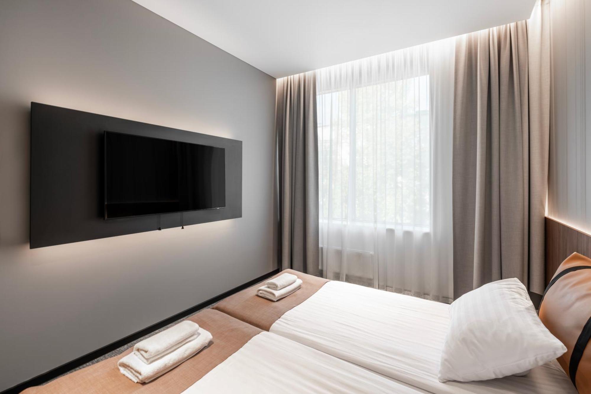 Pan Tadeusz Hotel Vilnius Ngoại thất bức ảnh