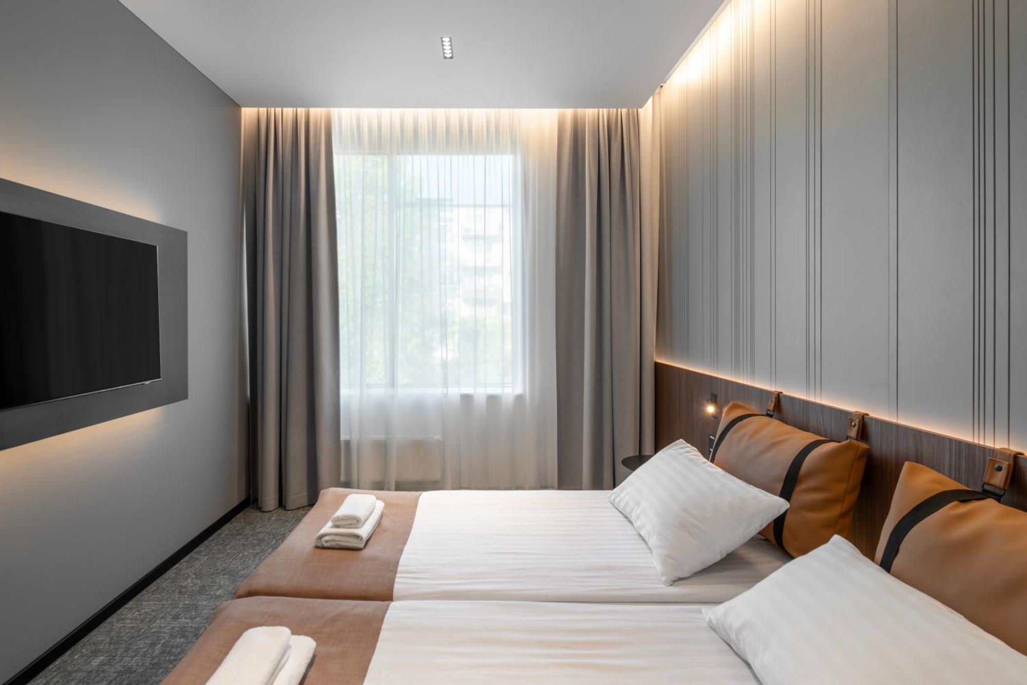 Pan Tadeusz Hotel Vilnius Ngoại thất bức ảnh