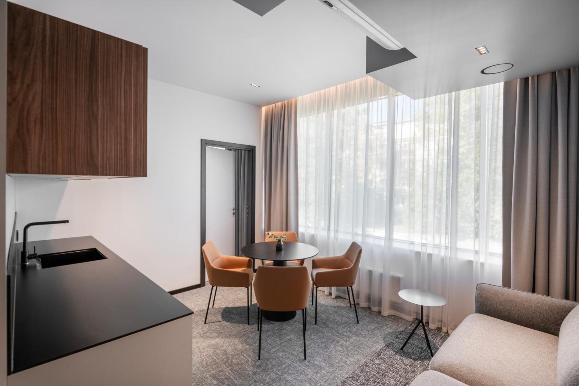 Pan Tadeusz Hotel Vilnius Ngoại thất bức ảnh